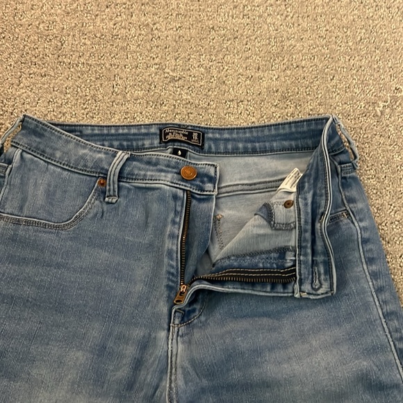 Women’s Abercrombie & Fitch jeans size 30 - Picture 4 of 6